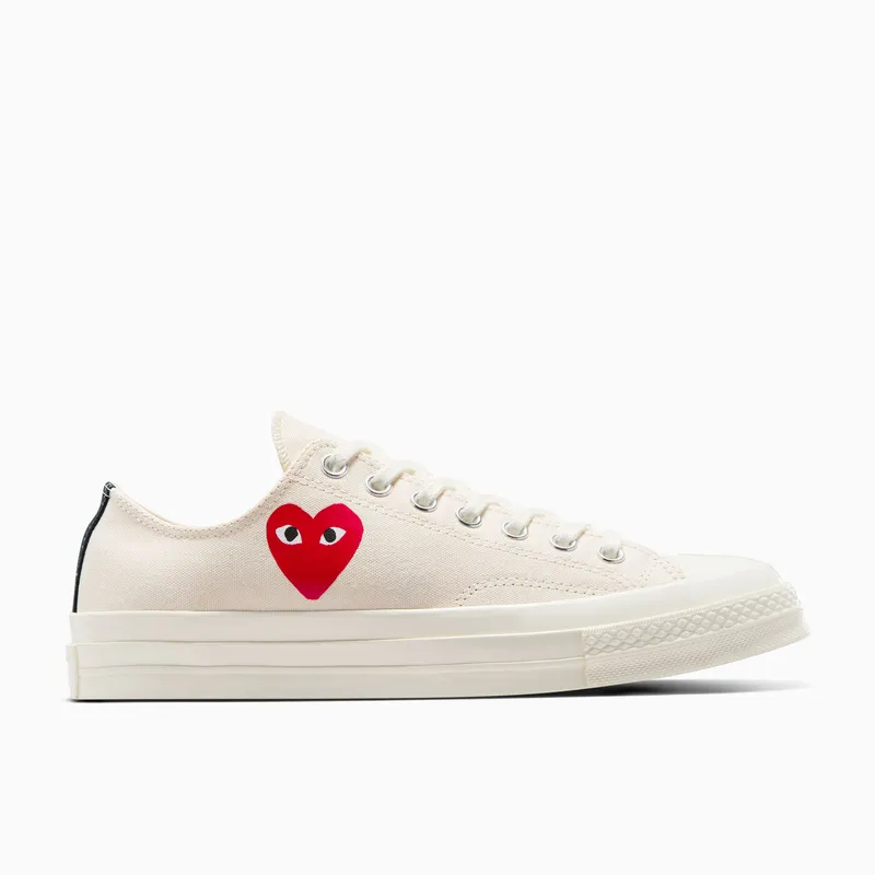 Converse PLAY Comme des Garçons Single Heart Chuck 70 Milk/Black/Red (A08805C)