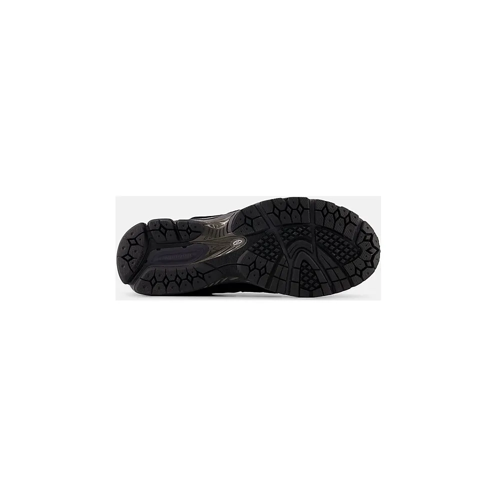 New Balance 2002R Gore-Tex “Protection Pack – Black” (U20023MB)