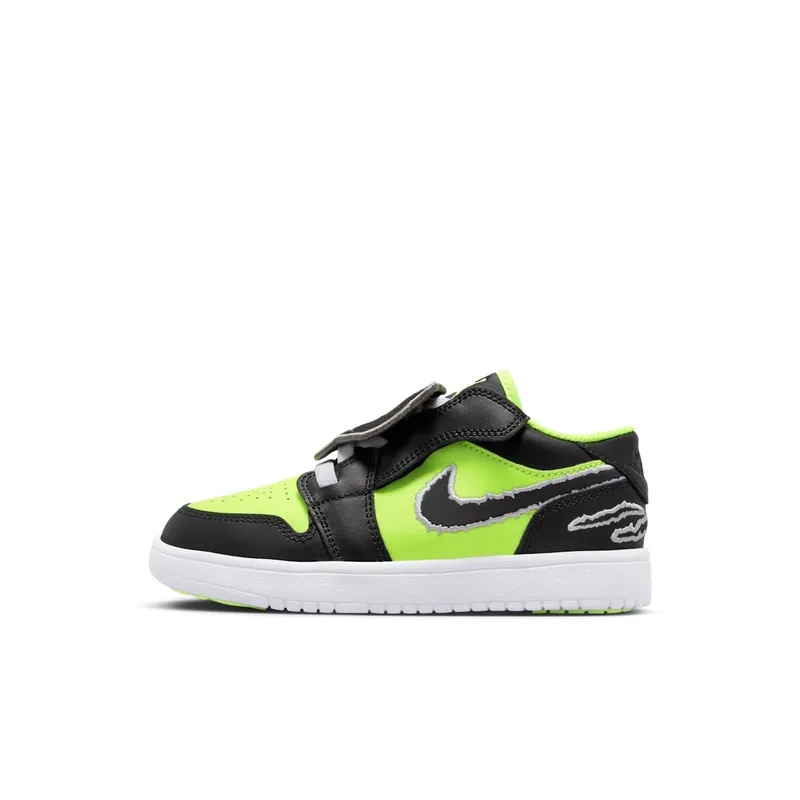 Jordan 1 Low Alt SE Black Cat Volt (DX6667-701)