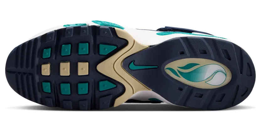 Nike Air Griffey Max 1 HBCU: cult-silhouet in navy en goud (2)