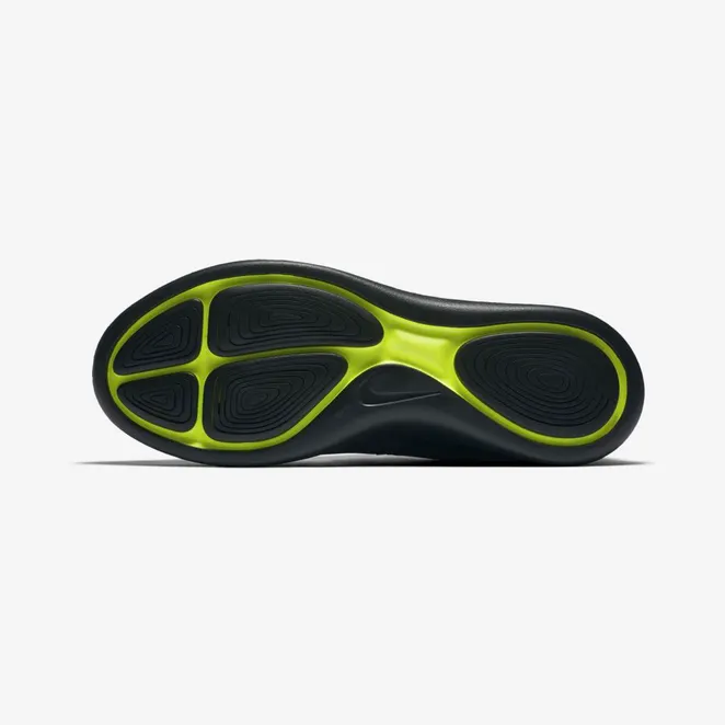 nike-lunarcharge 923619-001