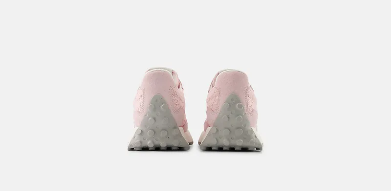 New Balance 327 “Lace Pack Rose Sugar” (WS327LCA)