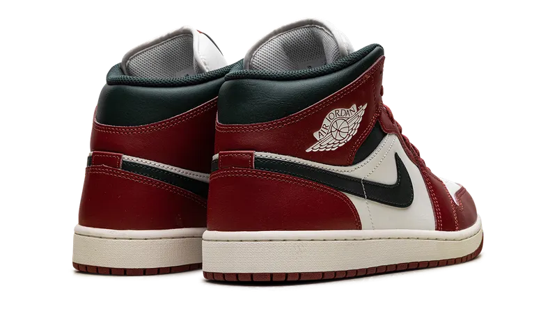 Air Jordan 1 Mid “Redstone / Midnight Green” (DQ8426-105)