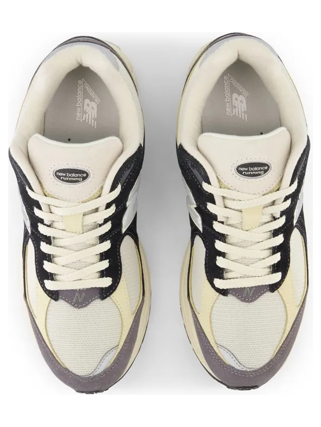 new-balance-2002r M2002RSH