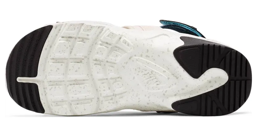 nike-canyon CV5515-004