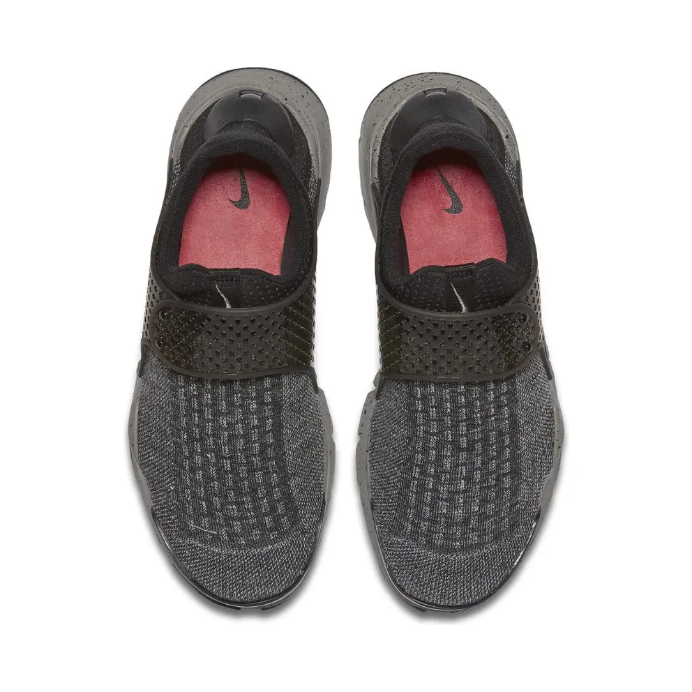 Nike Sock Dart Se Premium Black/White-University Red Black/White-University Red (859553-001)