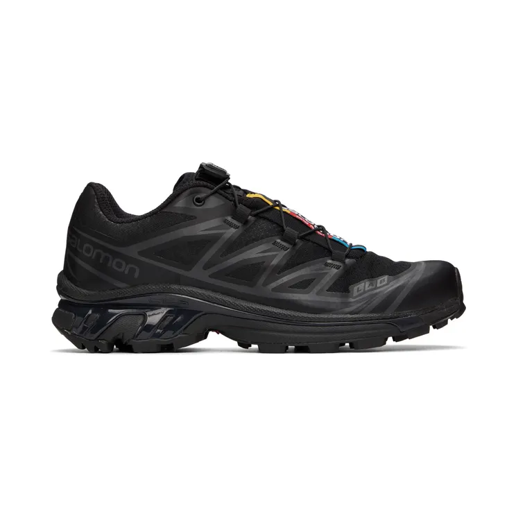 Salomon S/Lab XT-6 Adv “Triple Black”: stealth-mode aan
