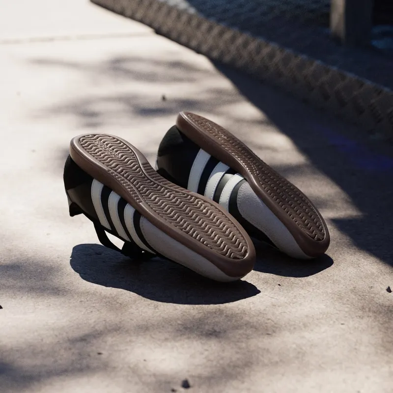 Adidas BARREDA MARY JANE Shoes Core Black / Core White / Gum (HQ7401)