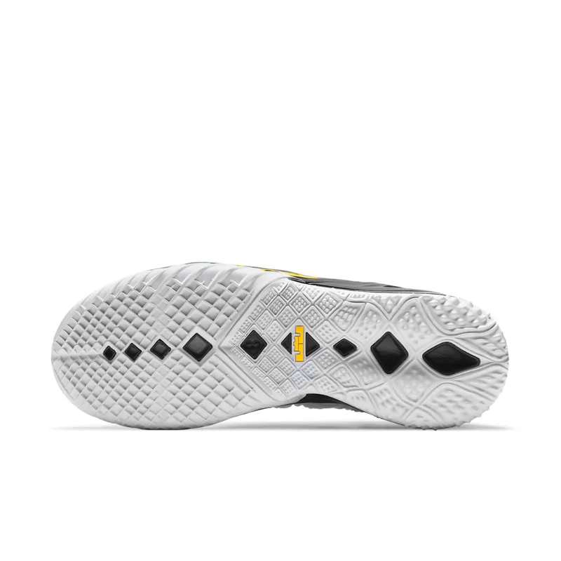 LeBron 18’White/Black/Gold’Basketbalschoen White (CQ9283-100)