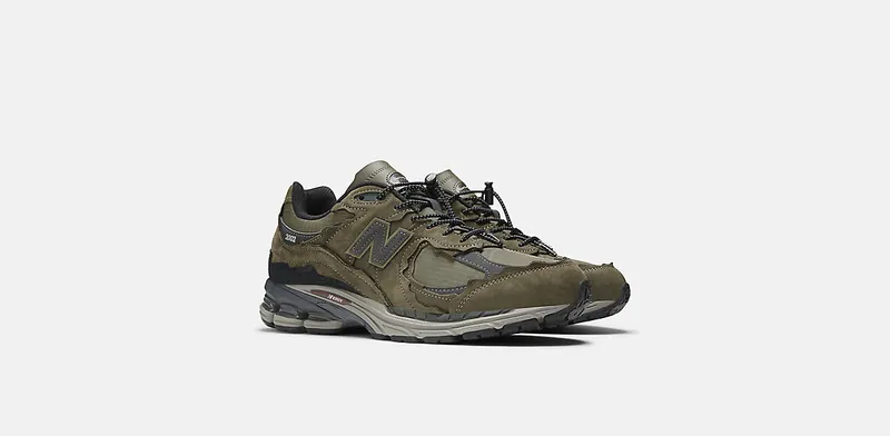 New Balance 2002R “Protection Pack – Dark Moss” (M2002RDN)