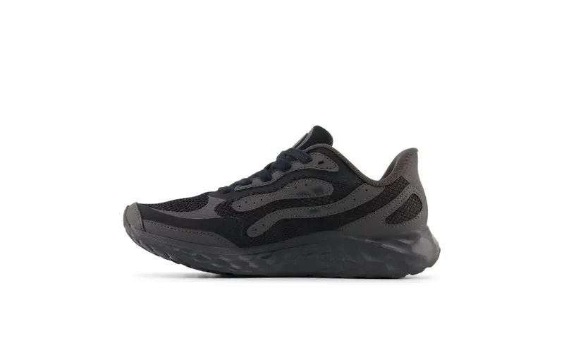 New Balance Fresh Foam Arishi Black / Black Cement / Black Cement (WARIS-TX4)
