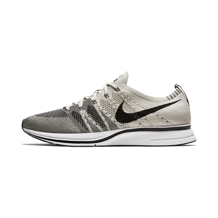 Nike Flyknit Trainer “Pale Grey / White / Black” (AH8396-001)