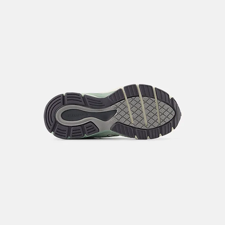 new-balance-990 PC990WK4