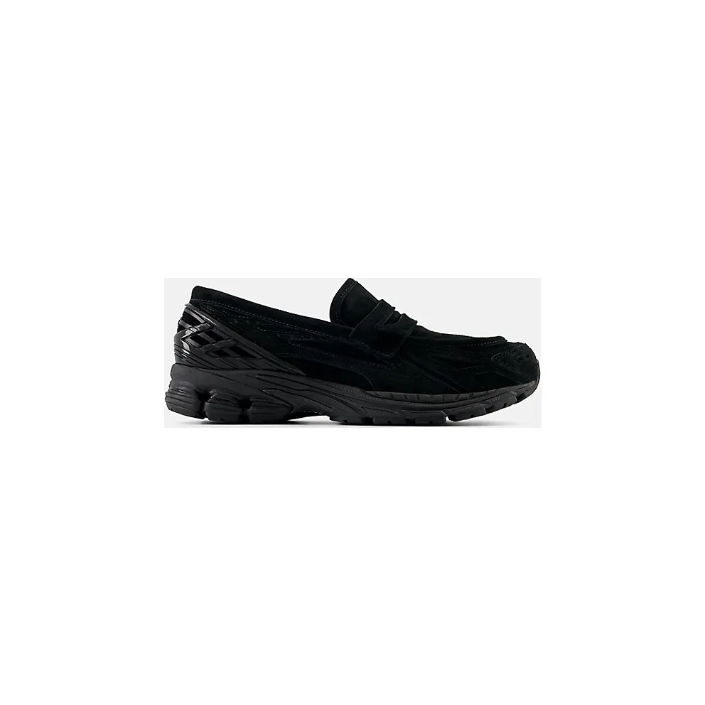 New Balance 1906L “Black Suede” (U1906LNT)