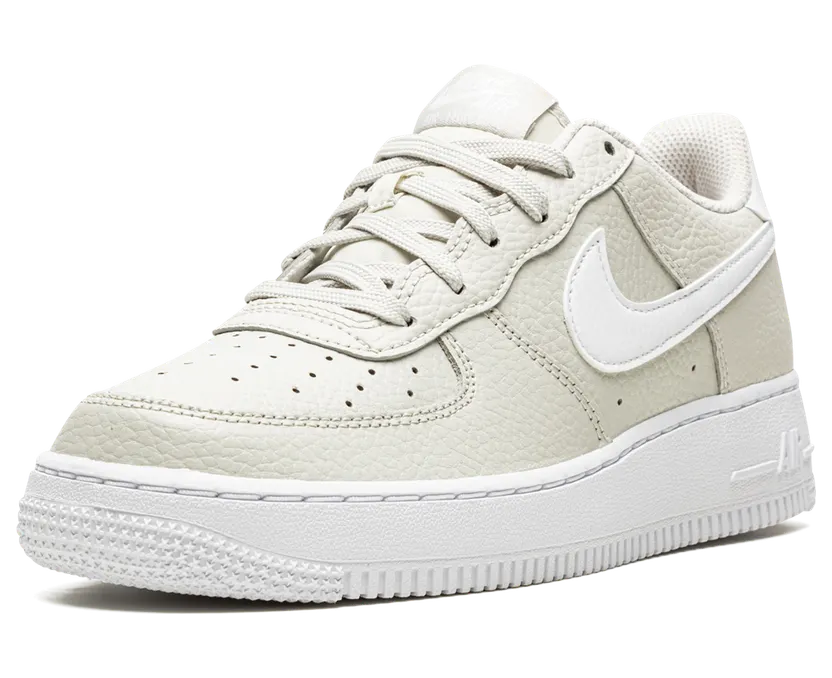 nike-air-force CT3839-001