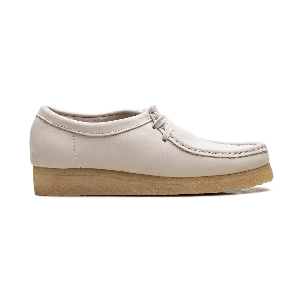 Clarks Wallabee “White Nubuck” (26165560)