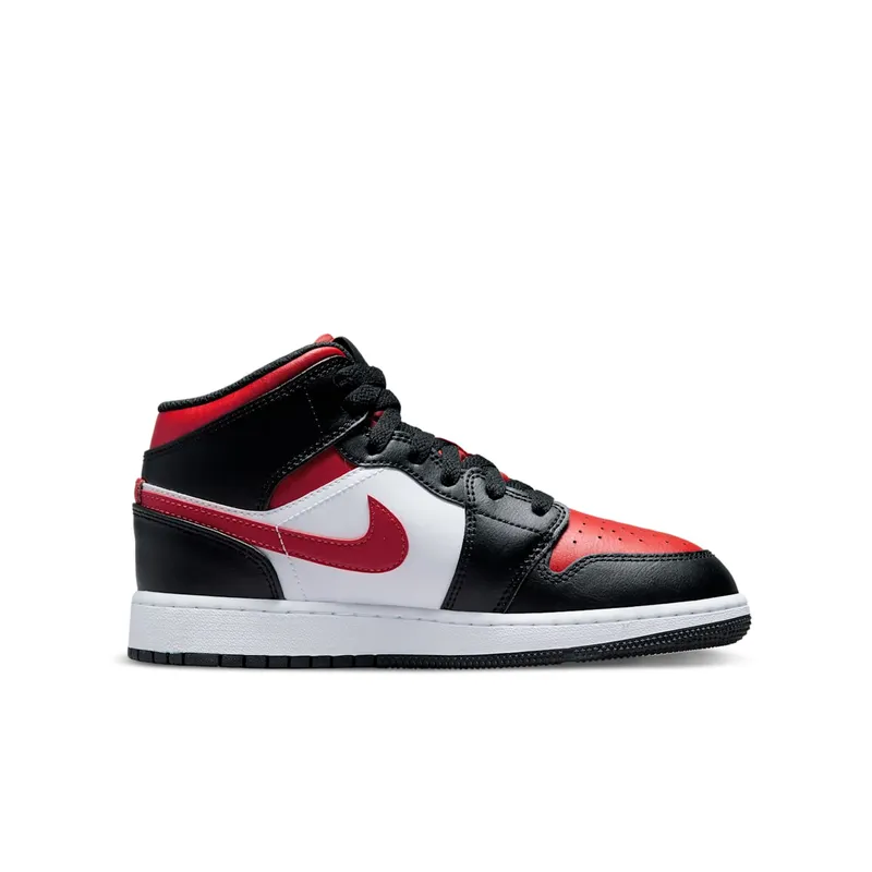 Jordan 1 Mid Older Kids’ Black (554725-079)