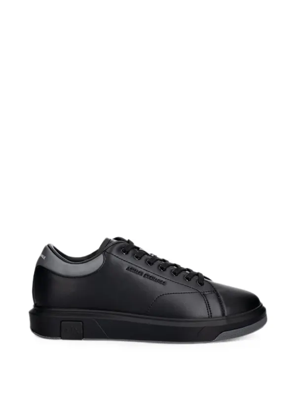 Armani Exchange mit Logo-Prägung – Black (XUX123XV534MC694)