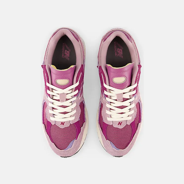 new-balance-2002r M2002RDH