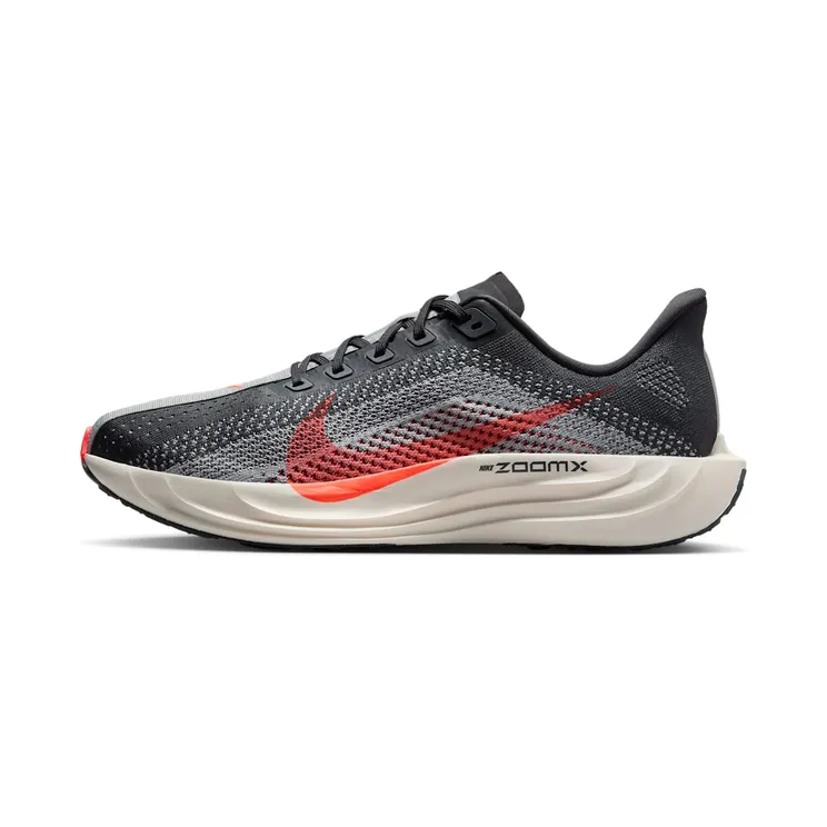 Nike ZoomX Pegasus Plus “Anthracite / Light Smoke Grey / Phantom / Bright Crimson” (FQ7262-007)
