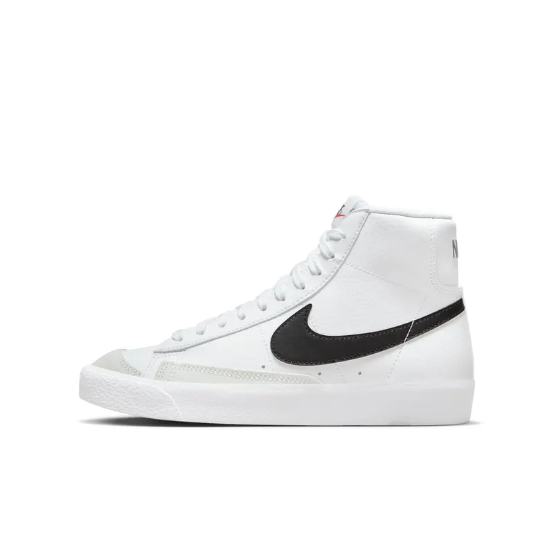 Nike Blazer Mid’ 77 Older Kids’ White (DA4086-100)