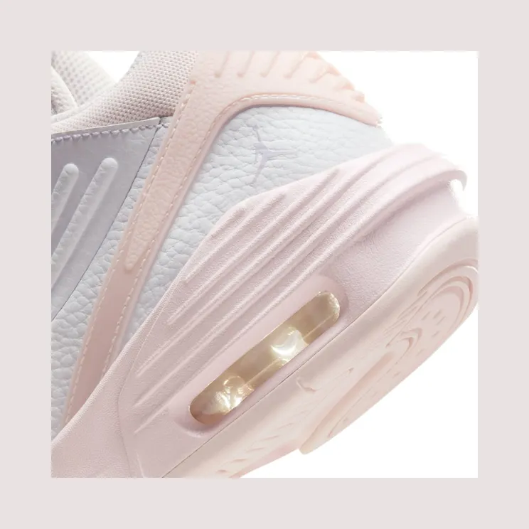 air-jordan-max-aura FD8789-100