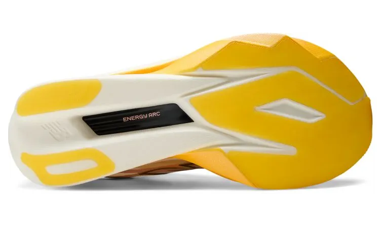 new-balance-fuelcell WRCEL2RU