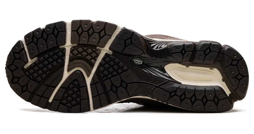 new-balance-2002r M2002RGM