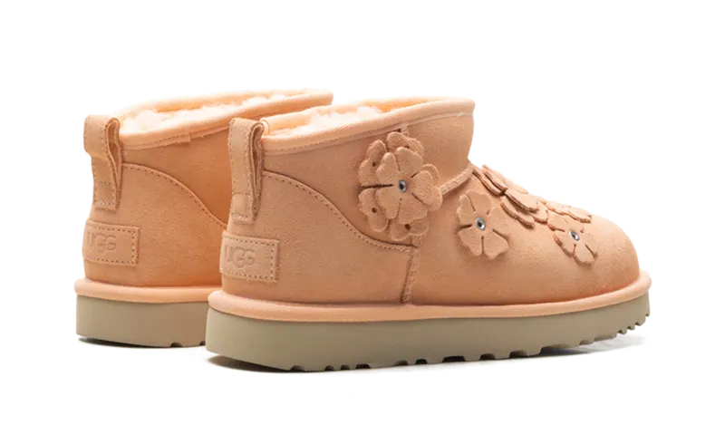 Ugg Classic Ultra Mini Fleur “Pink Bow” (1180012-TRF)