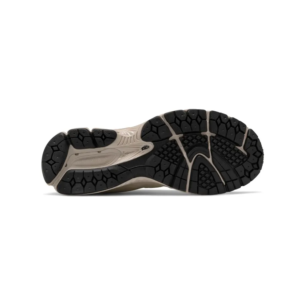 New Balance 2002R Bone Light Aluminum Bone/Light Aluminum (ML2002RE)