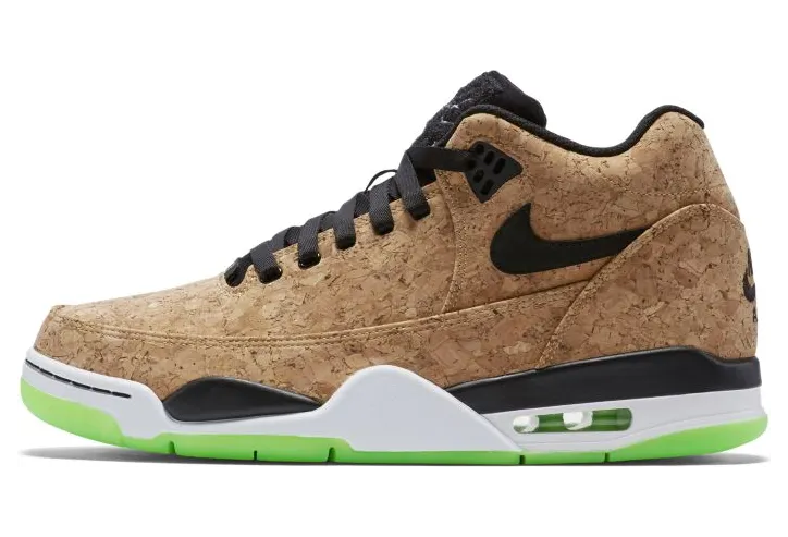 nike-sneaker 748281-100