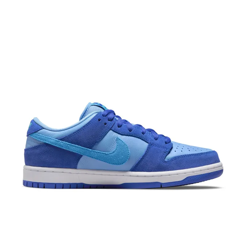 Nike SB Dunk Low Blue Raspberry (DM0807-400)