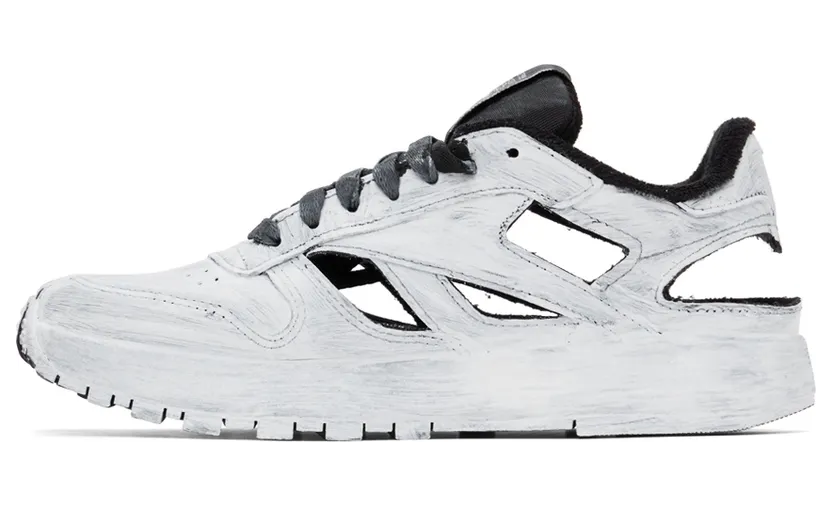 Maison Margiela White Reebok Edition Bianchetto Décortiqué Tabi Low Sneakers (S58WS0204 P4379) (3)