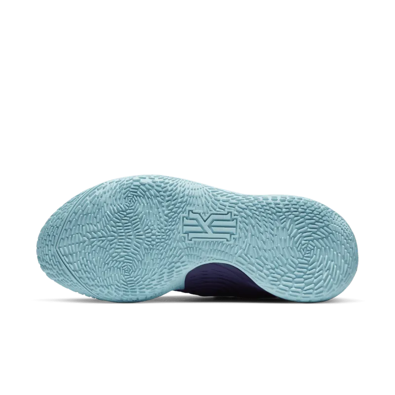 Kyrie Low 3 Basketball Purple (CJ1286-500)