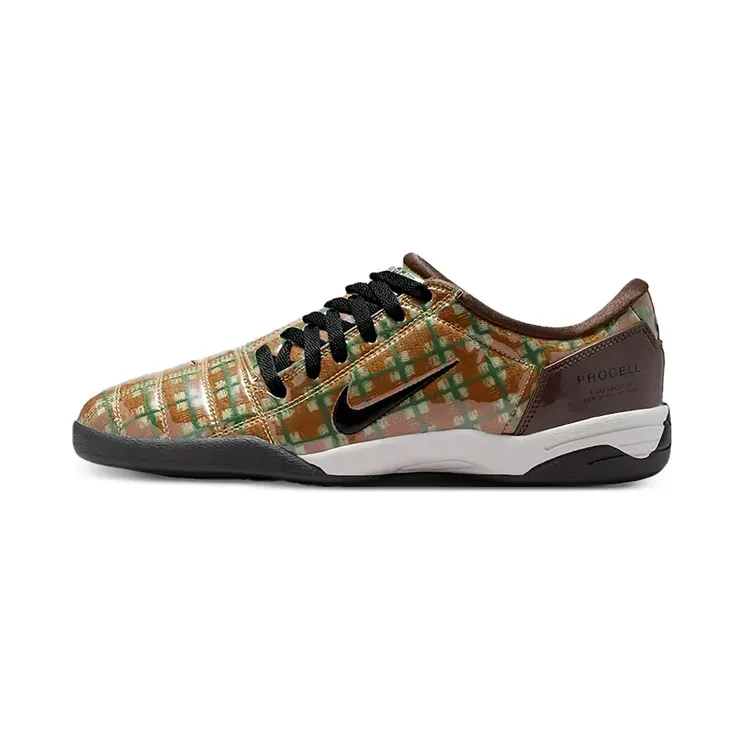 Nike Tennis Classic sneakers met slangenleer-effect – Beige (IQ5794)