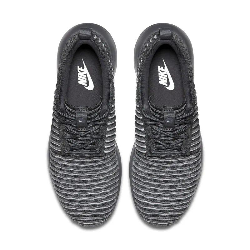 Nike Roshe Two Flyknit Pure Platinum (W) Dark Grey/Pure Platinum-Dark Grey (844929-002)