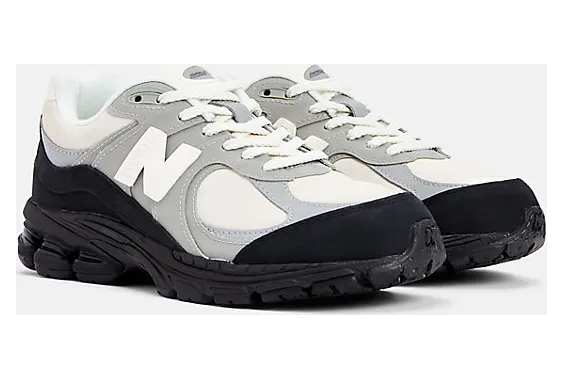 new-balance-2002r M2002RBA