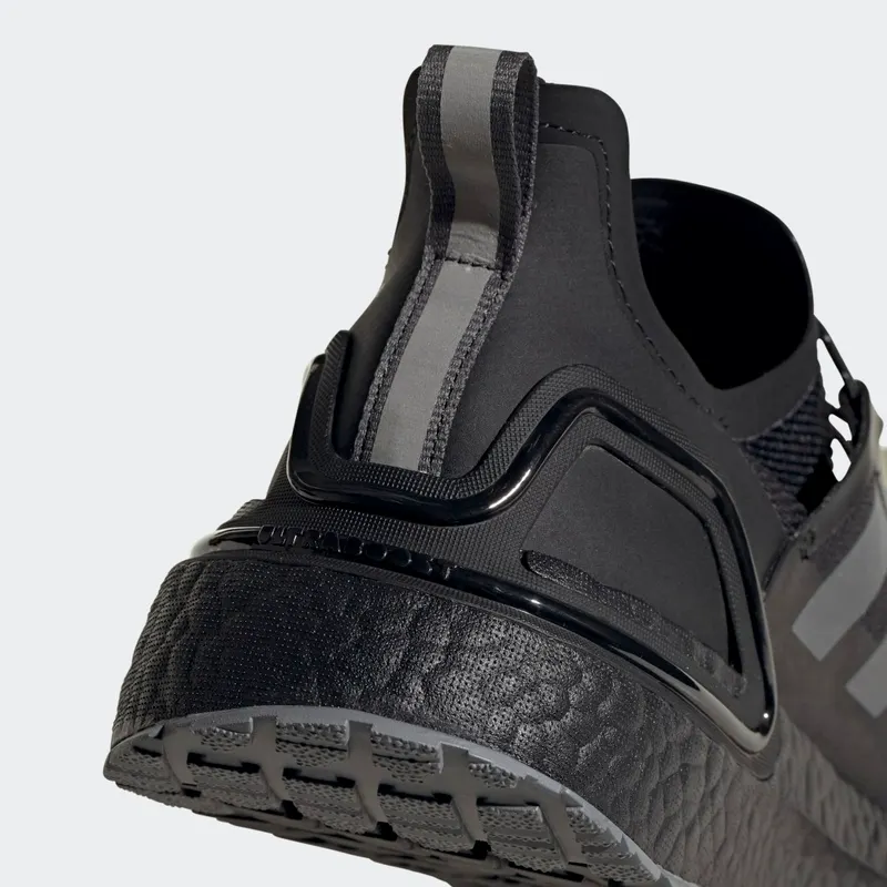 adidas Ultraboost WINTER.RDY Core Black / Iron Metallic / Core Black (EG9801)