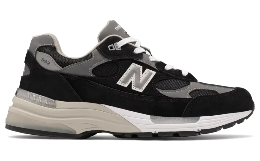 New Balance 992 Black Suede (M992EB)