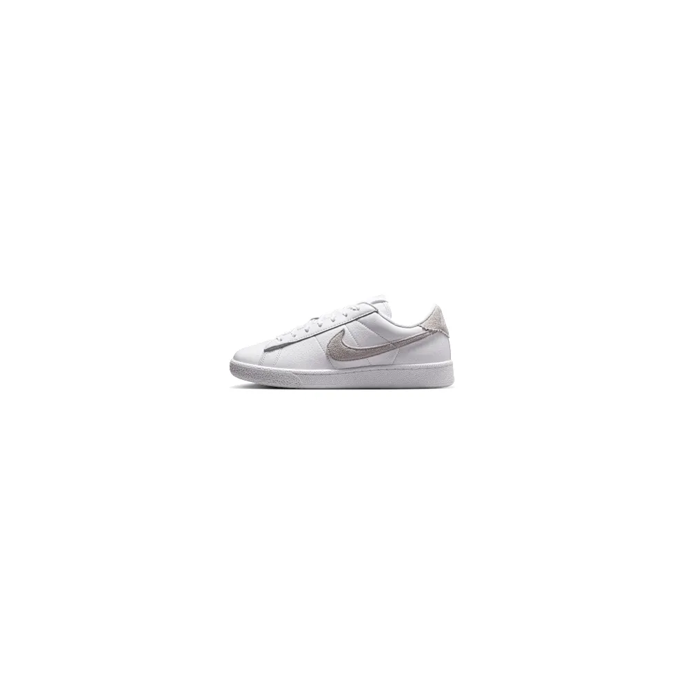 Nike Tennis Classic “White / Summit White” (IV6040-100)