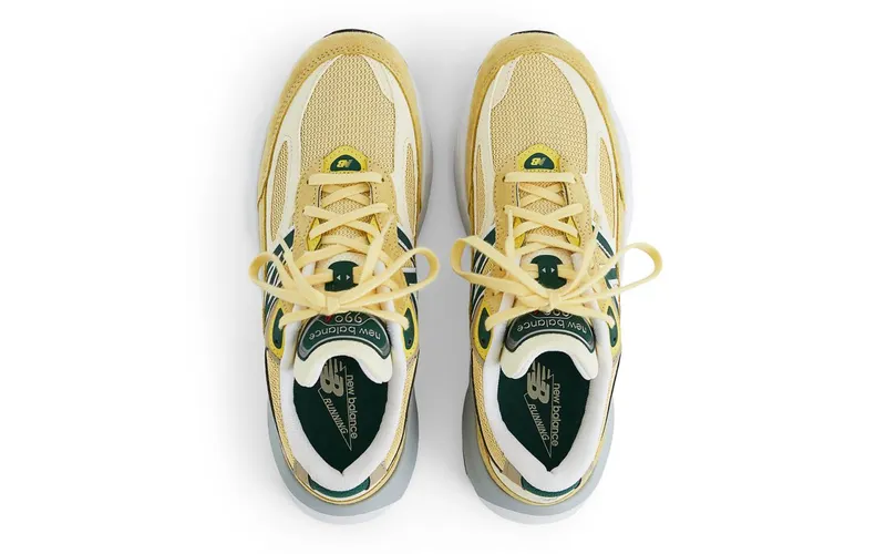 New Balance 990 “Pale Yellow/Forest Green” (U990TE6)