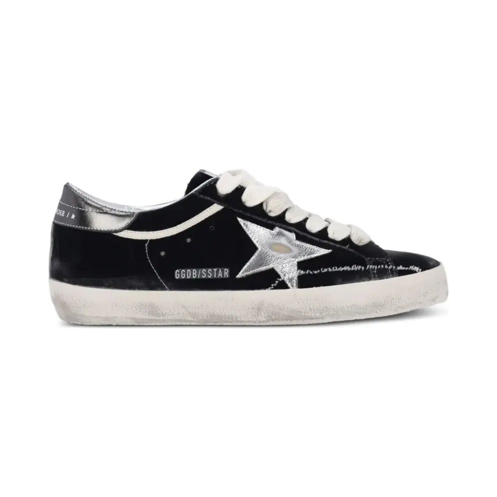 Golden Goose Super-Star mit Sternverzierung – Black (GMF01002F008143)