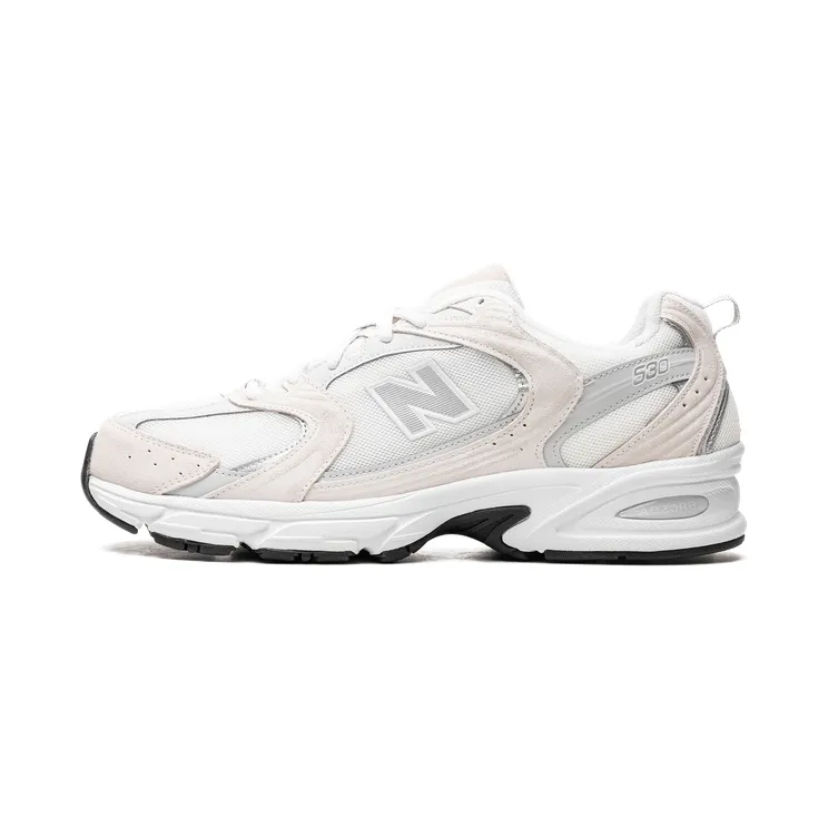 New Balance 530 “Sea Salt”: voorspelbaar, en dat is de kracht