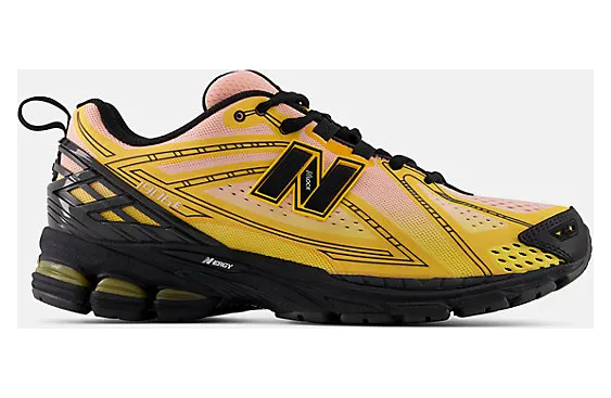 New Balance 1906E “Amber Haze Black” (U1906596)