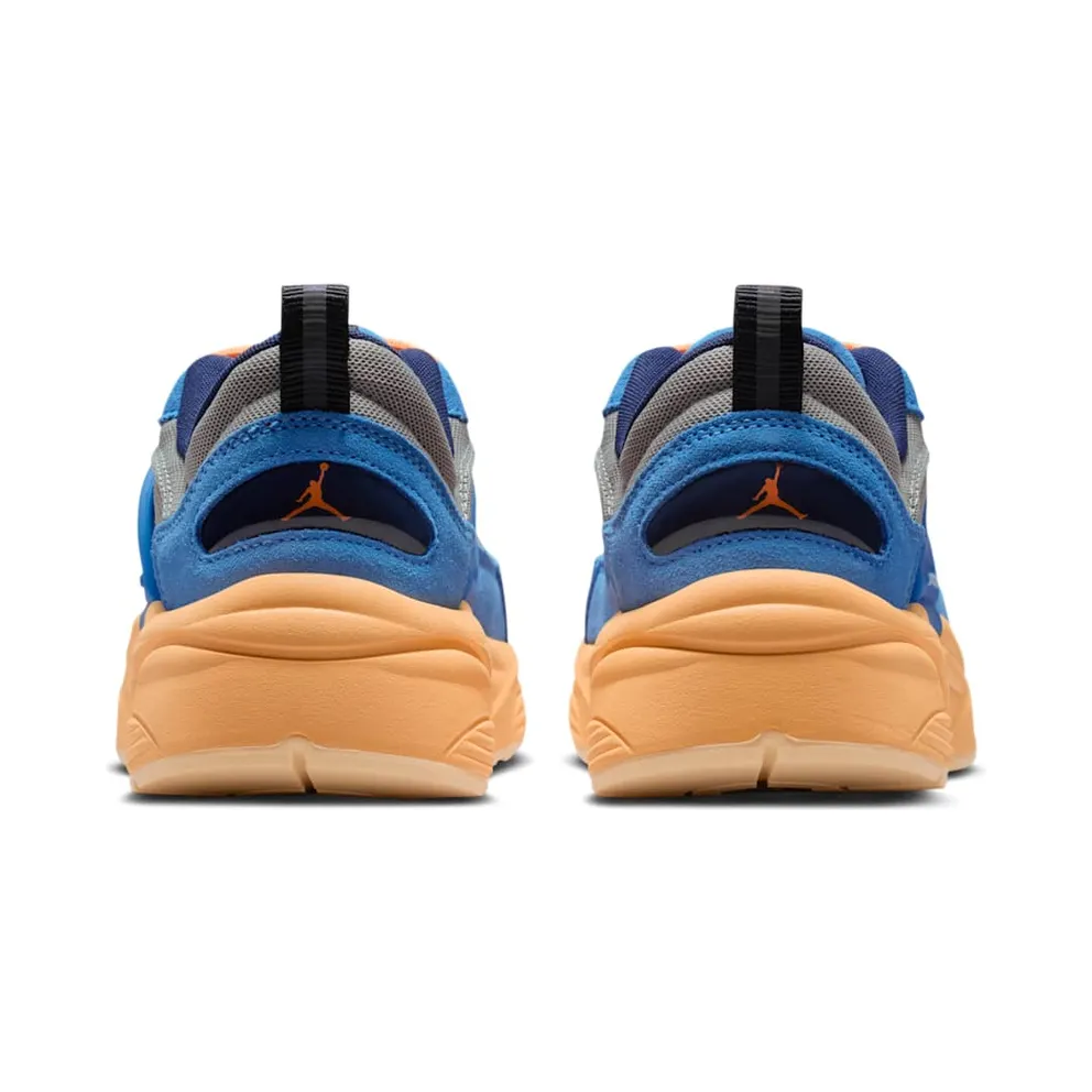 Jordan Trunner O/S – “Blue Beyond / Cobblestone / Midnight Navy / Atomic Orange” (IQ5649-400)