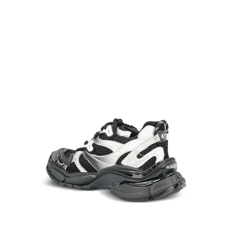 Balenciaga Runner “Black/White” (779066 WRN2G 1090)