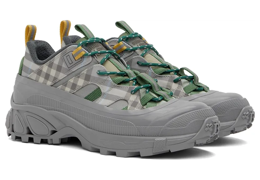 Burberry Grey Arthur Low-Top Sneakers (8050940) (4)