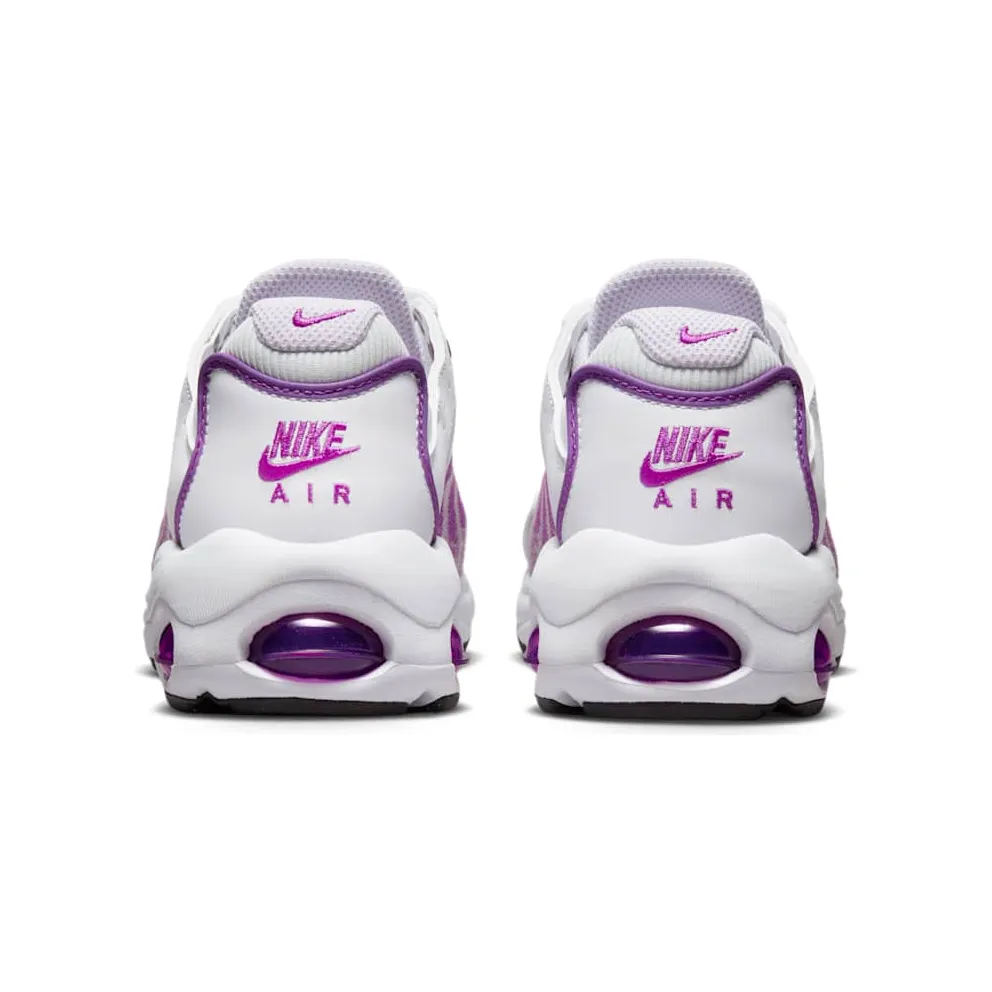 Nike Air Max TW Older Kids’ White (DQ0296-101)