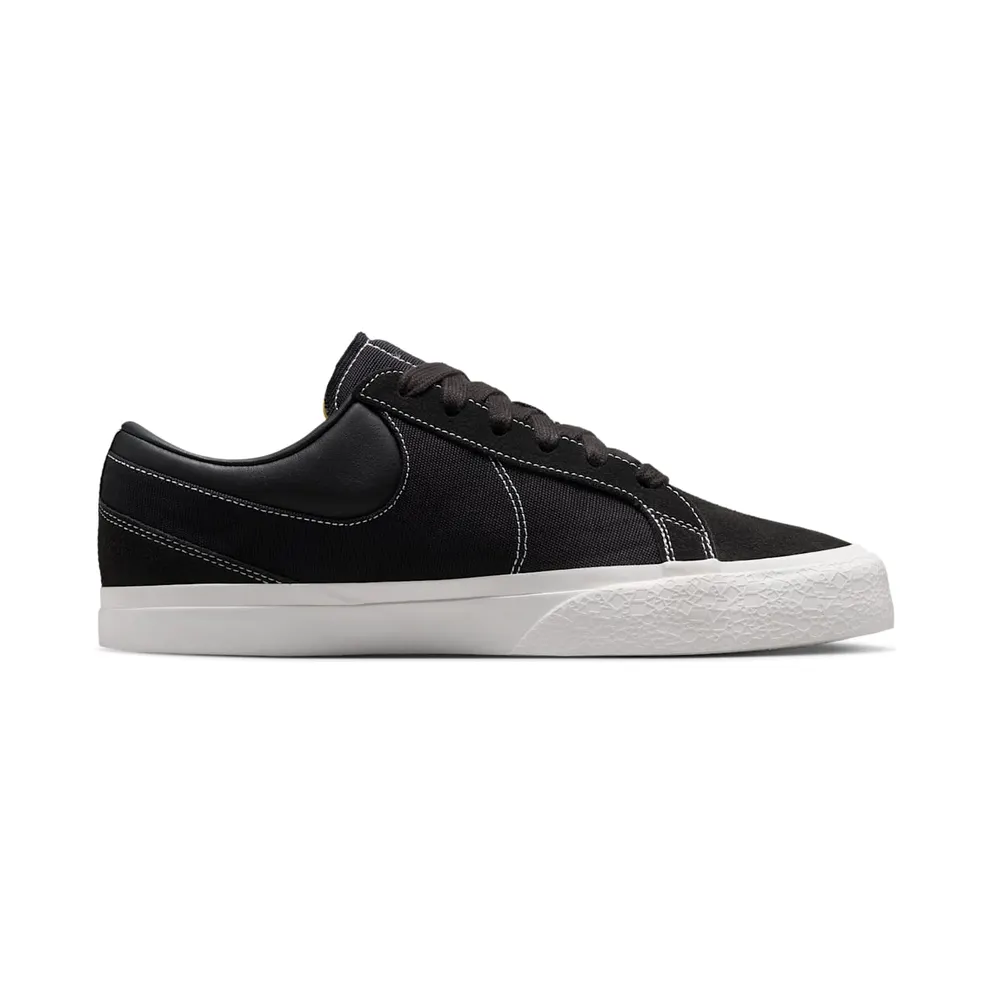Nike Blazy “Black/Sail/White/Black” (IM2523-001)