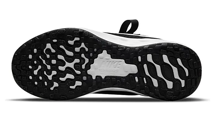nike-revolution DD1114-003